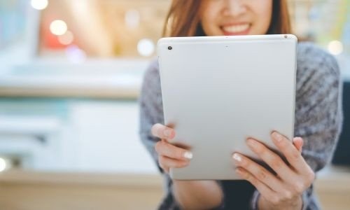 yeni medya, yeni medya nedir, geleneksel medya, teknoloji çağı, iletişim teknolojileri, internet haberciliği